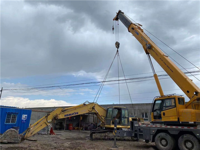 惠水县25吨吊车的工作半径是多少？