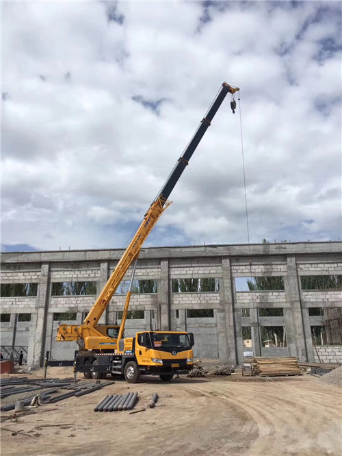 惠水县吊装作业前会做设备检查吗？安全保障措施有哪些？